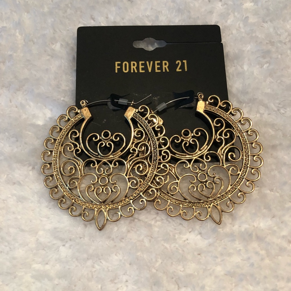Forever 21 BRAND NEW Boho earrings